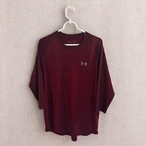 Under Armour maroon 3/4 sleeve Tee